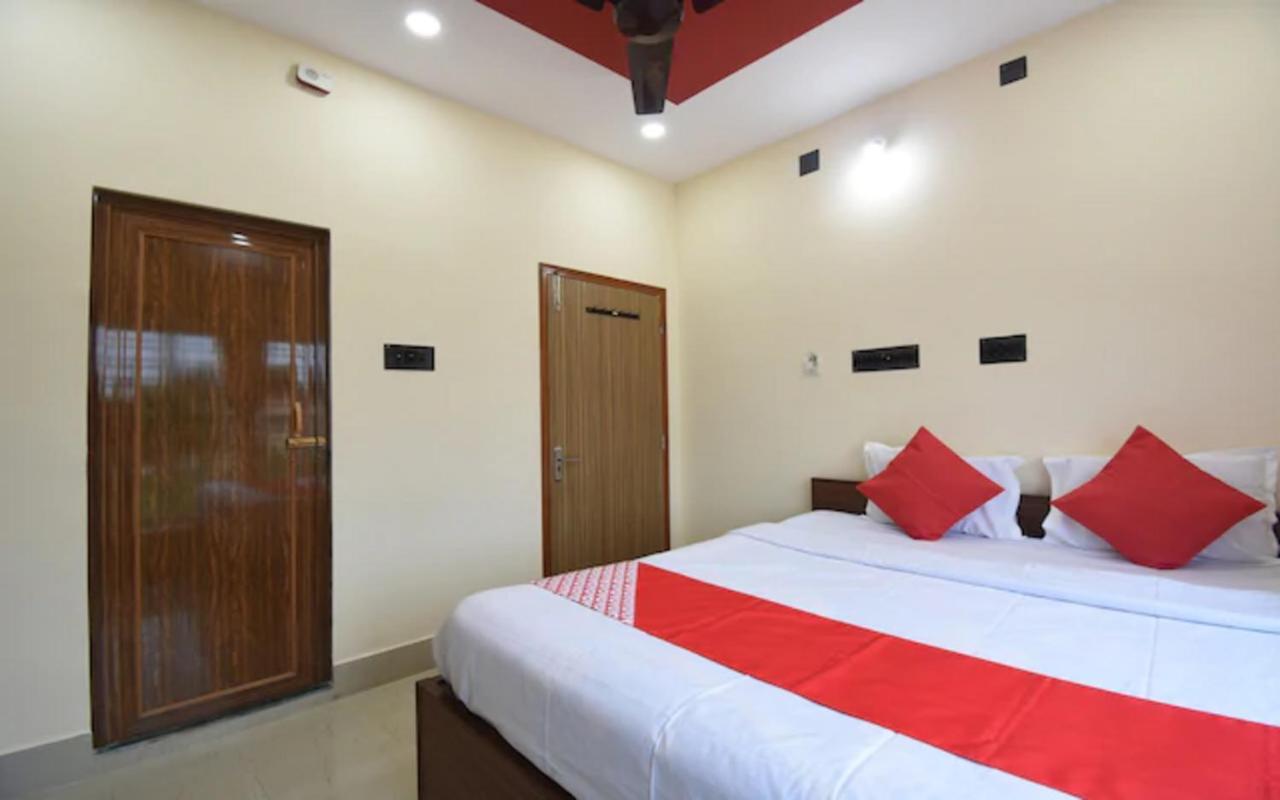 Staymaker Hotel Sannidhyo Shantiniketan Bagian luar foto