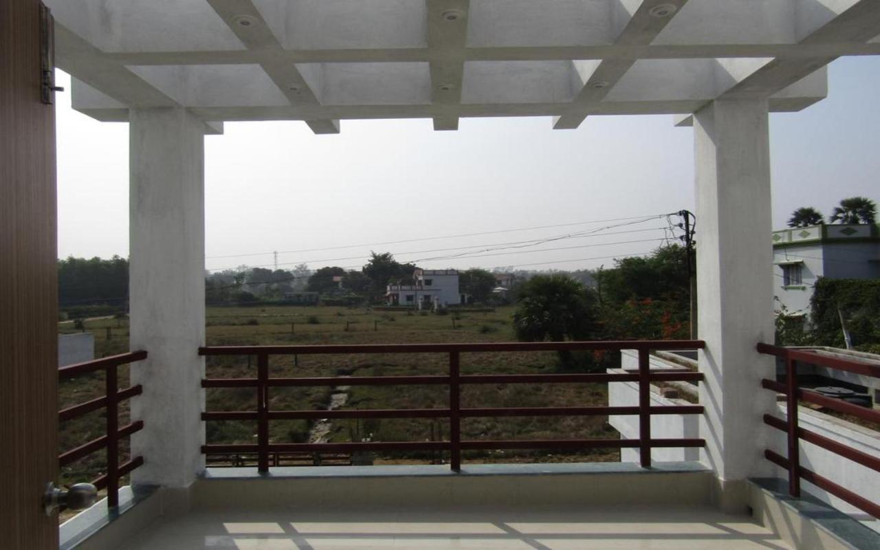 Staymaker Hotel Sannidhyo Shantiniketan Bagian luar foto